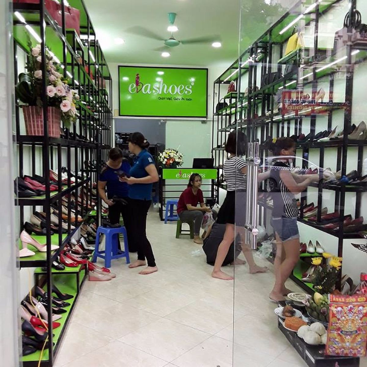cửa hàng bán boot đẹp ở Hà Nội