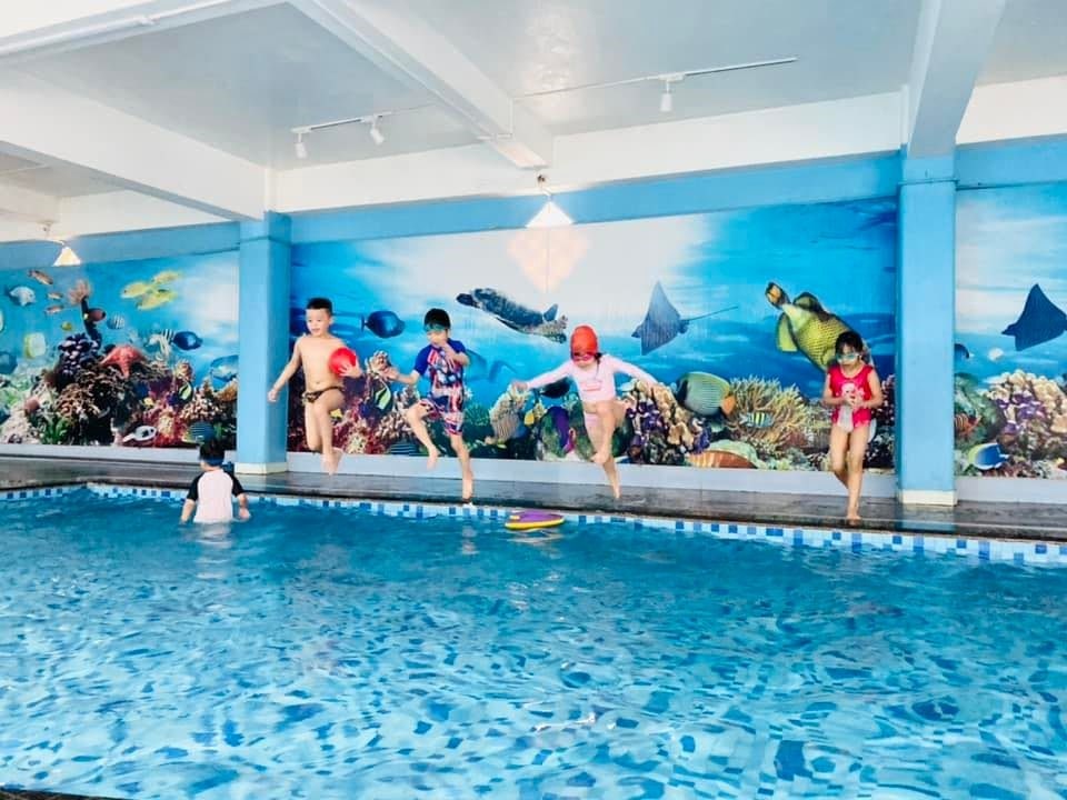 bể bơi nước nóng ở Hà Nội