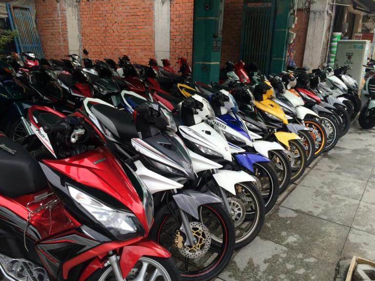 thuê xe máy quận Tân Phú Sài Gòn