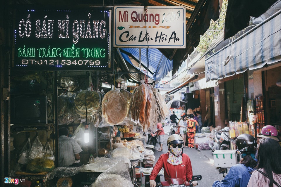 Top 11 Khu Ẩm Thực Chợ Sài Gòn Khét Tiếng Không Thể Bỏ Qua