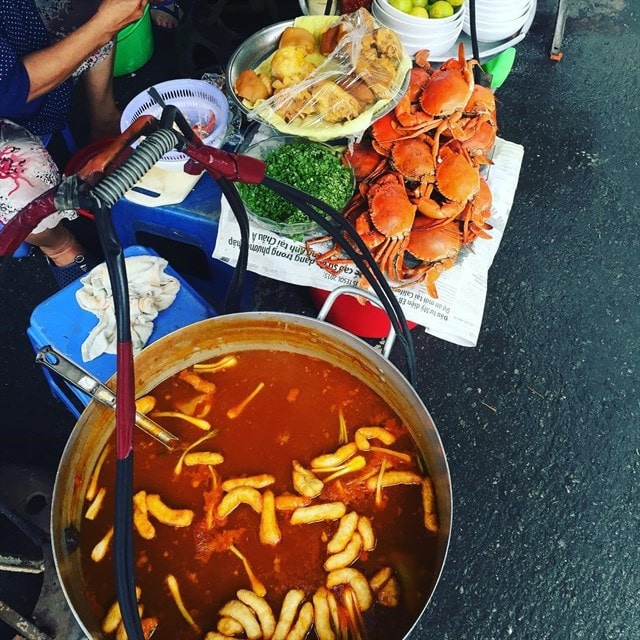 Bánh canh ghẹ hẻm Phạm Văn Chí Hồ Chí Minh