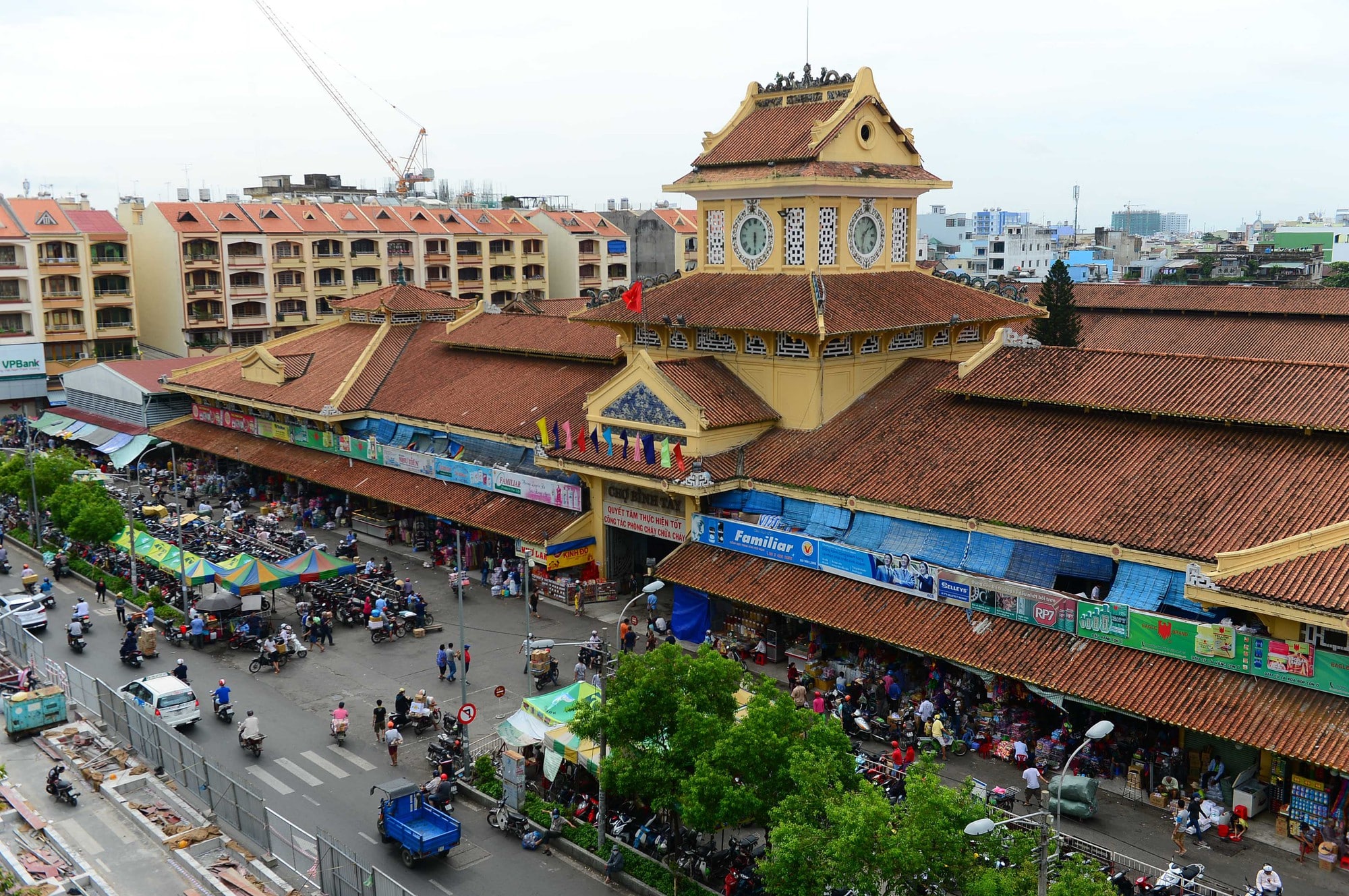 Chợ Quần Áo Giá Rẻ Sài Gòn