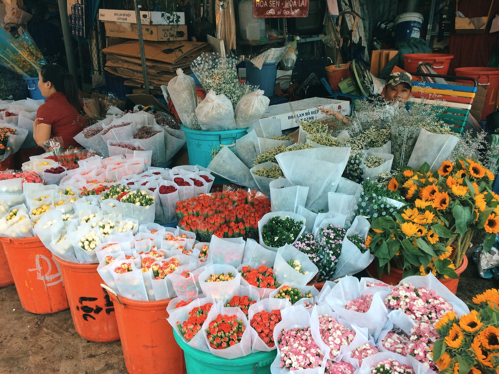 Top 10 Chợ Đầu Mối Sài Gòn Bỏ Sỉ Uy Tín Nhất Thành Phố