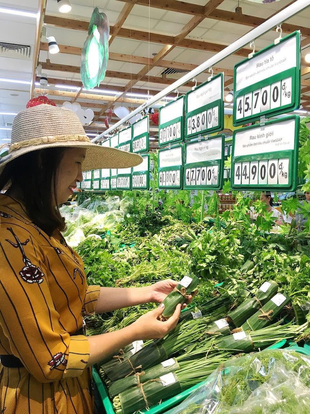 Một cửa hàng rau ở Sài Gòn