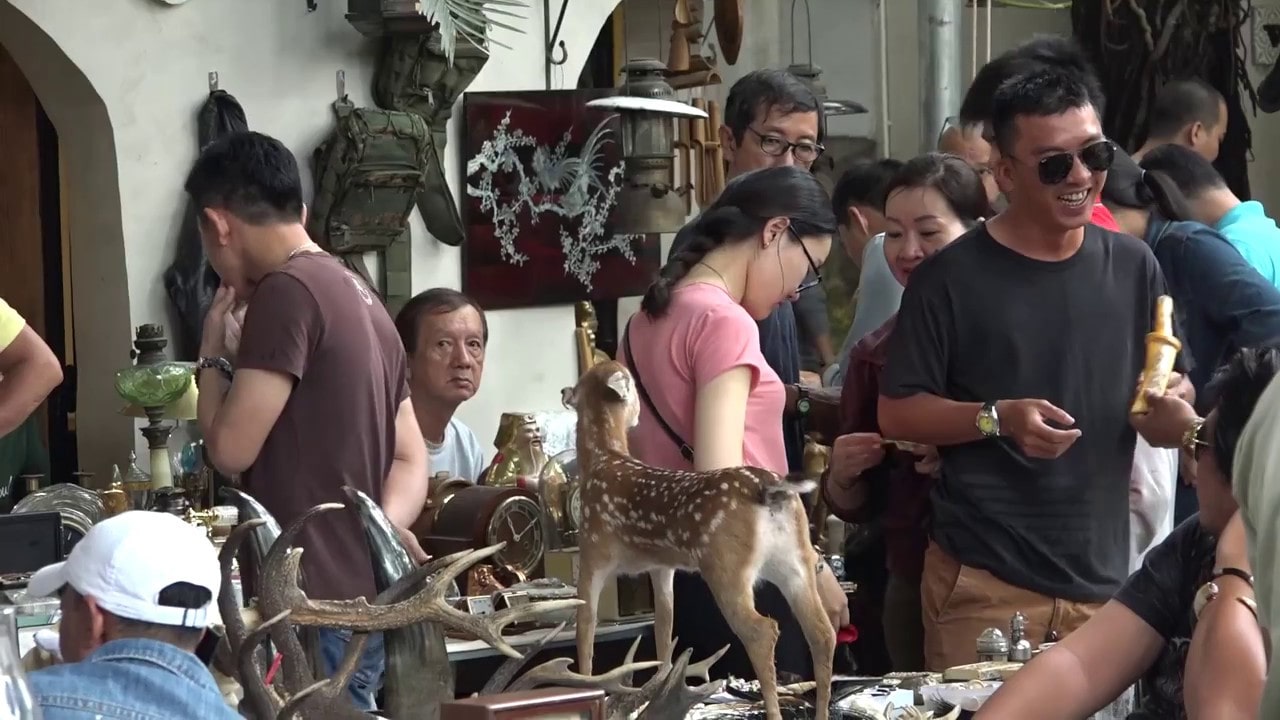 chợ đồ cổ Sài Gòn