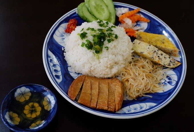 Nhà hàng Cơm tấm 5 ở Quận Sài Gòn