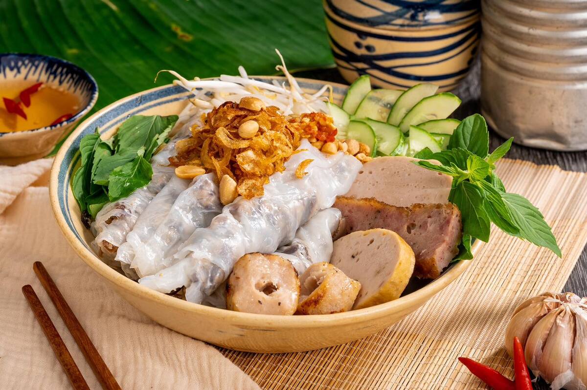 Bánh Ướt Cây Me