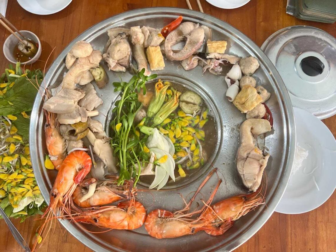 Quán lẩu mắm Cần Thơ - Nhà Hàng Lẩu Mắm Cần Thơ