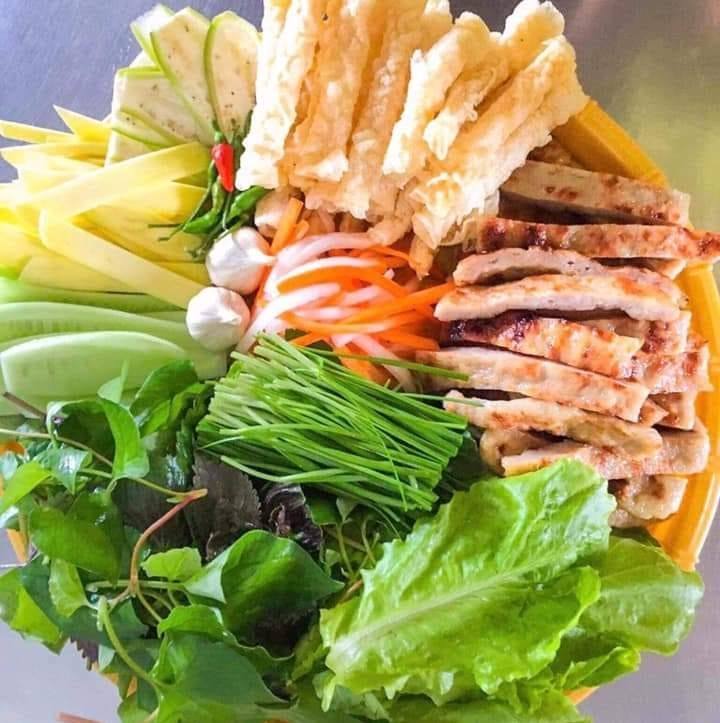 nem nướng Quy Nhơn