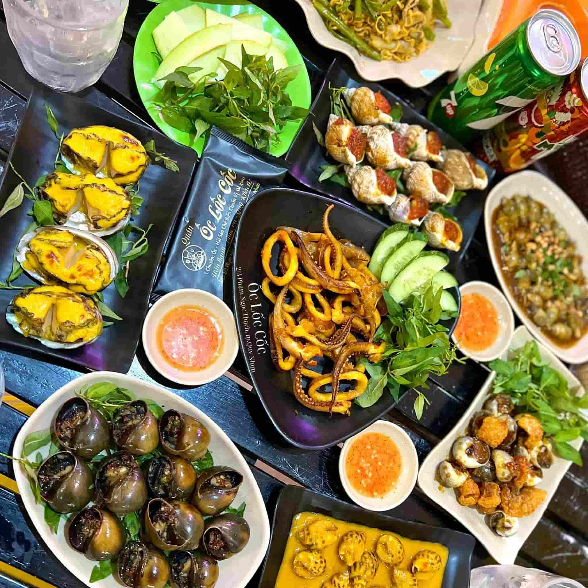 Quán Ốc 8 Nhai