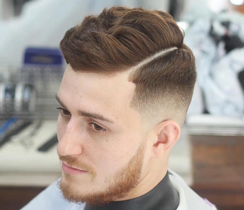 Mister Barbershop  VĂN HOÁ BARBERSHOP BARBER LÀ AI Trong những  Barbershop người thợ chuyên cắt tạo kiểu tóc và râu cho nam được gọi là  Barber Xa xôi hơn nữa nam