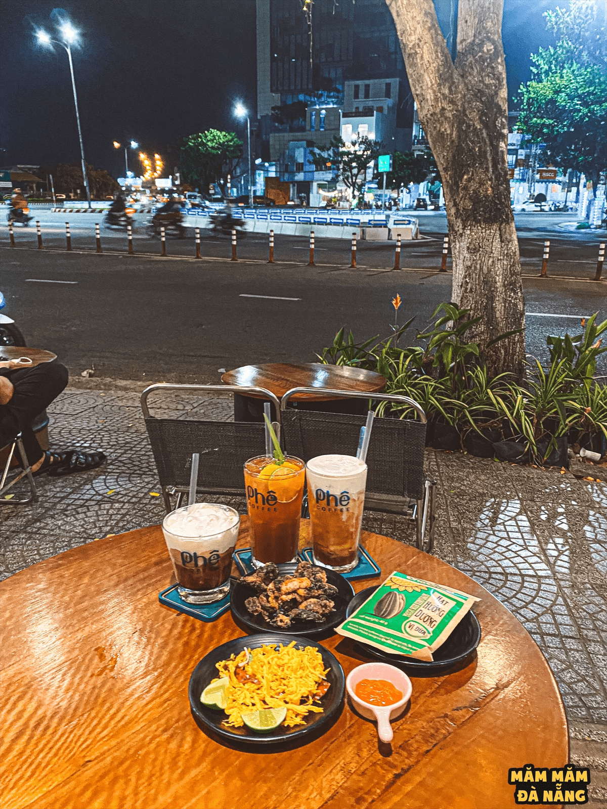 Top 8 Quán Cafe Mở Xuyên Đêm Ở Đà Nẵng Ngắm Nhịp Sống Về Đêm