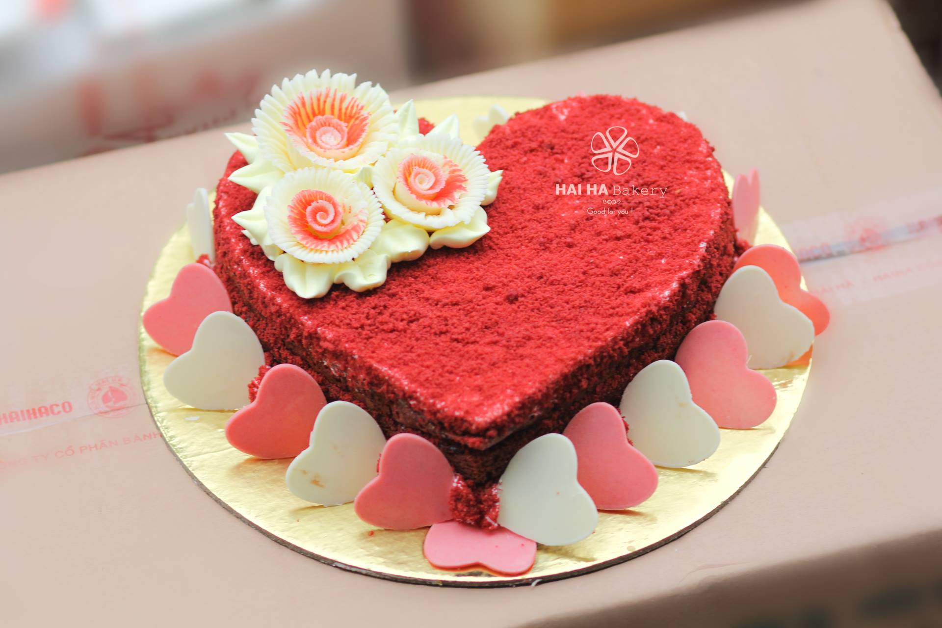 Chào Hà Red Velvet Cake