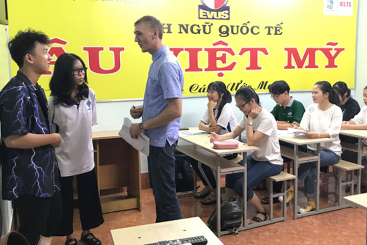 Âu Việt Mỹ - Dạy Học Tiếng Anh Giao Tiếp Cần Thơ