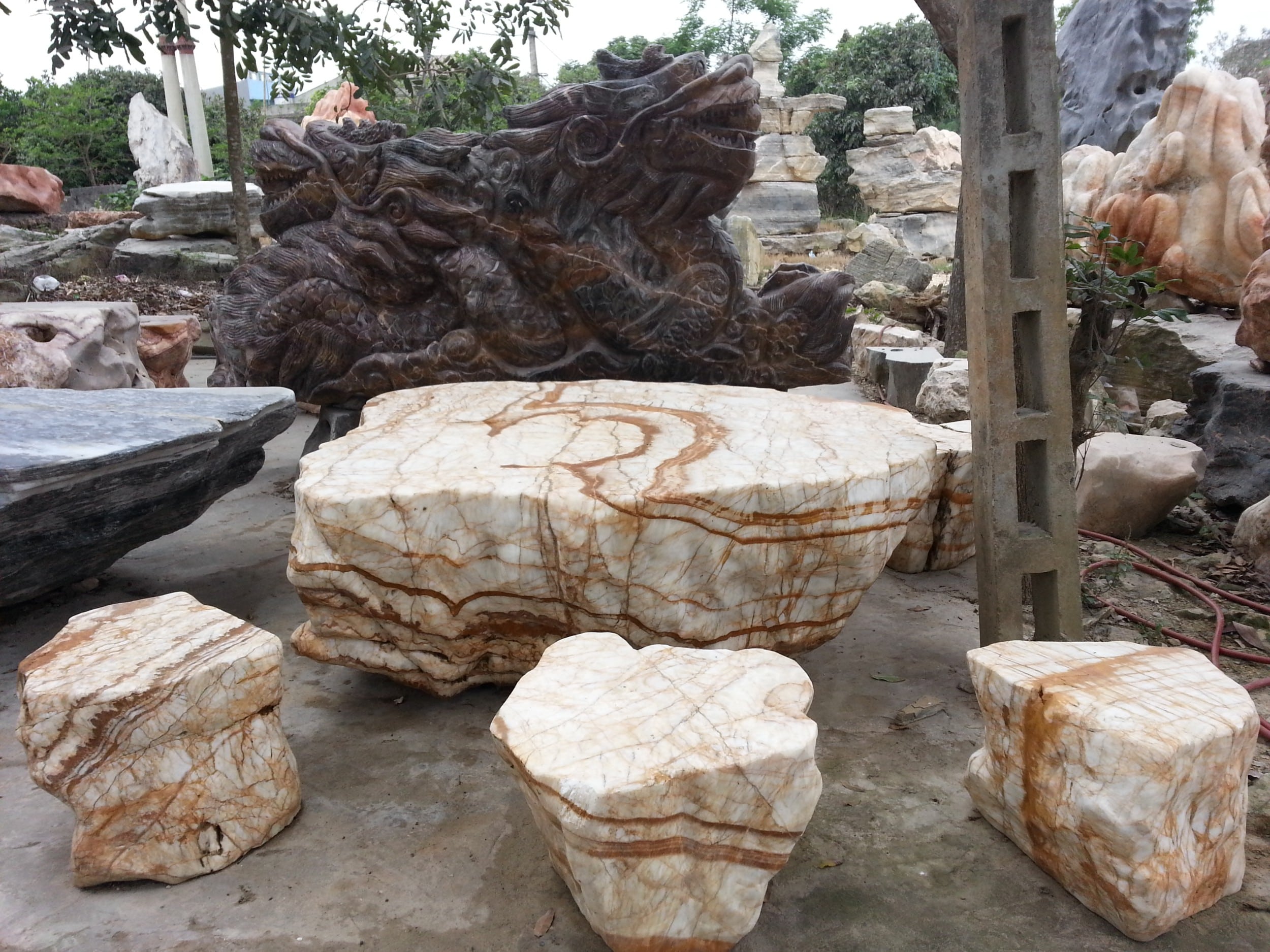 bàn ghế đá tự nhiên Thanh Hóa - Đá Tự Nhiên Thanh Hóa
