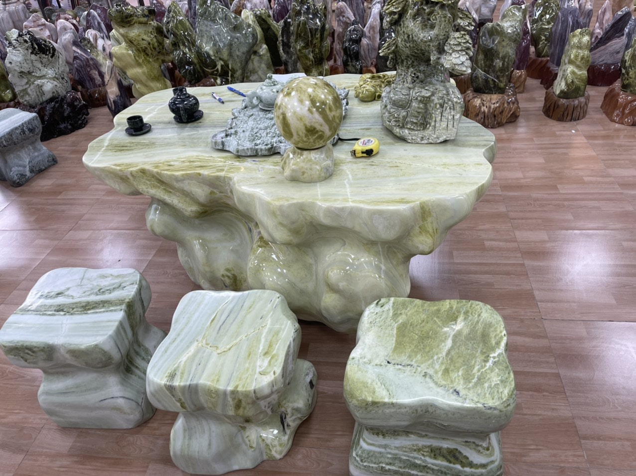 bàn ghế đá tự nhiên Thanh Hóa - Thanh Thanh Tùng Stone