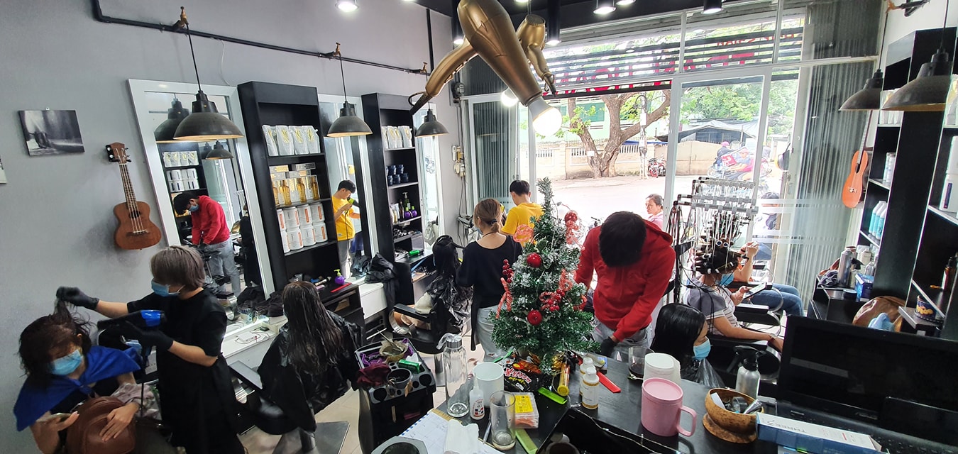 Hair Salon Trần Hoàng