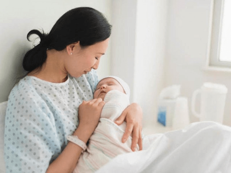  dịch vụ chăm sóc mẹ và bé sau khi sinh tại nhà