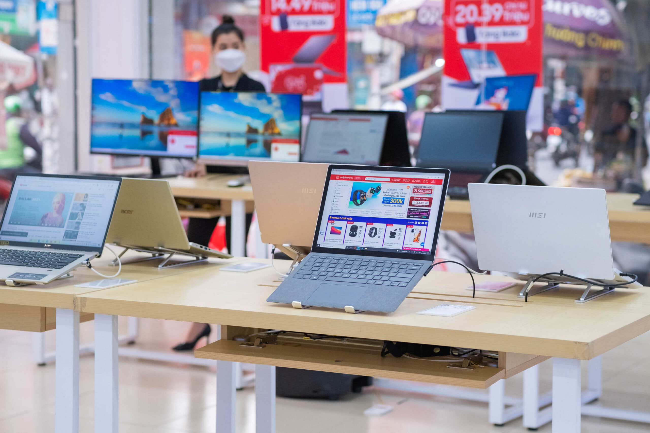 laptop cũ Huế