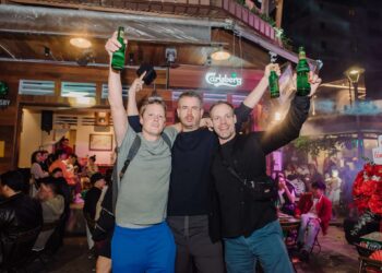 Quán Bia Ủa?
