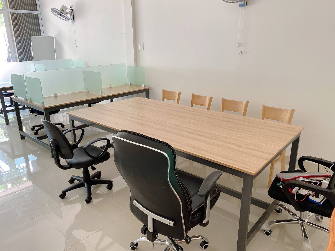 bàn ghế văn phòng Quy Nhơn