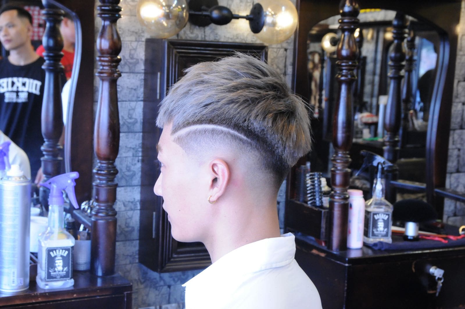 6 Tiệm cắt tóc nam đẹp và chất lượng nhất TP Vinh Nghệ An  ALONGWALKER