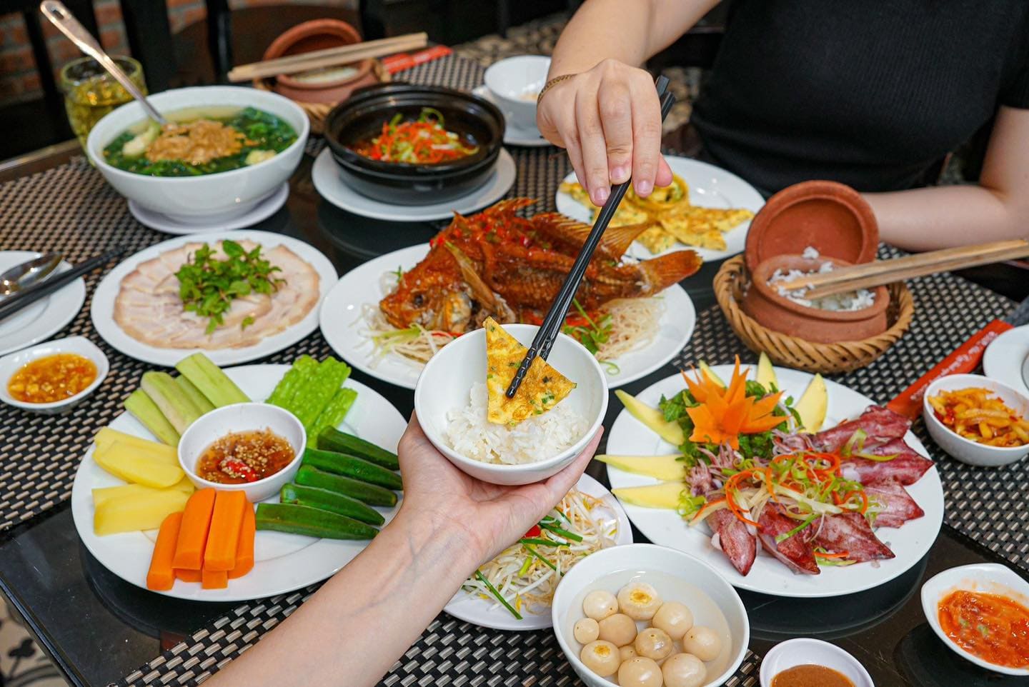 Nhà hàng cơm niêu cao cấp Đà Nẵng