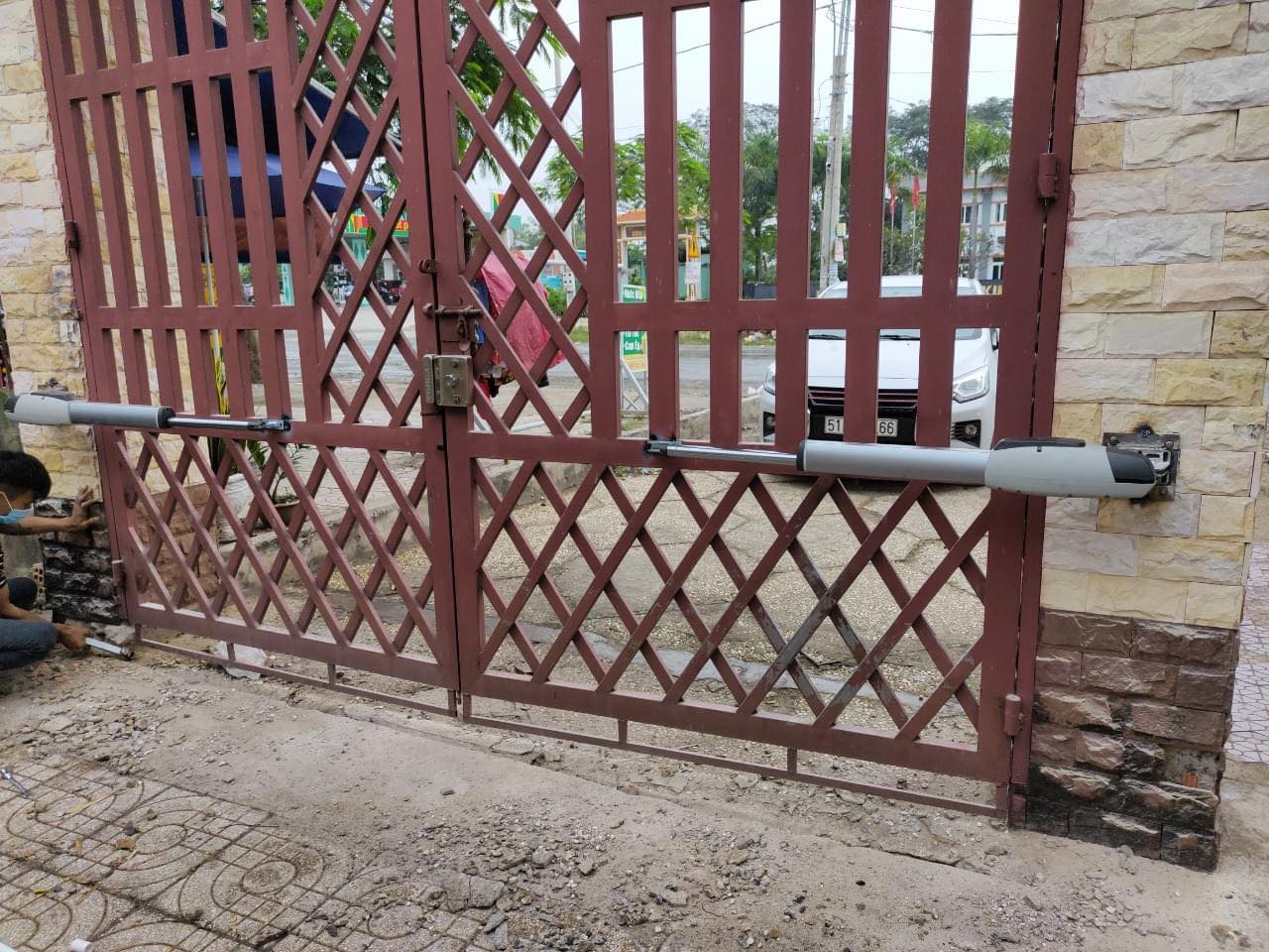cổng tự động huế