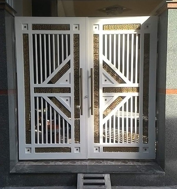 cửa sắt Huế