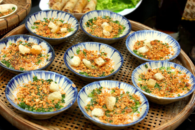 Quán ăn vặt Quy Nhơn Quán ăn vặt Quy Nhơn - Bánh bèo bà Xê