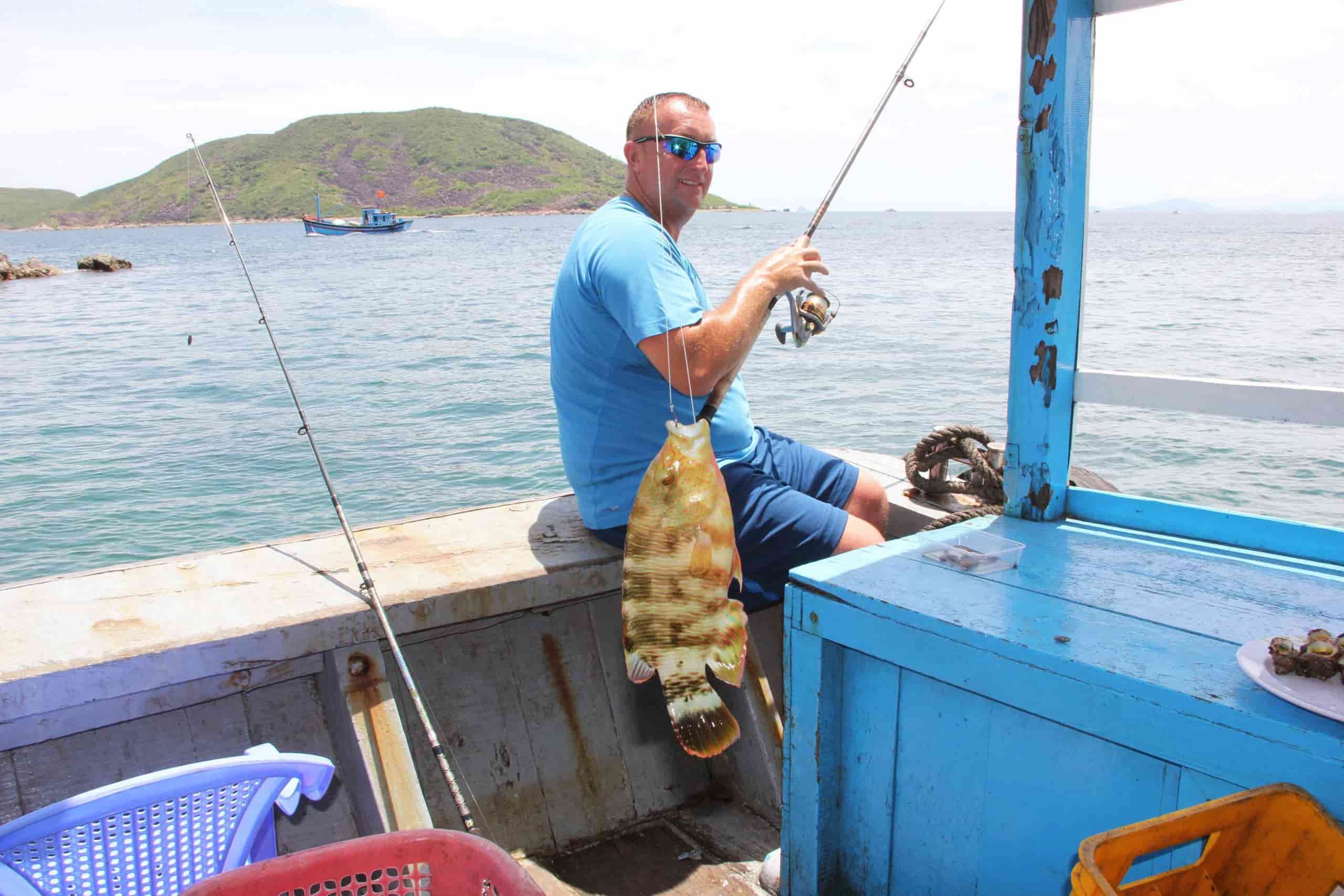 tour câu cá Nha Trang