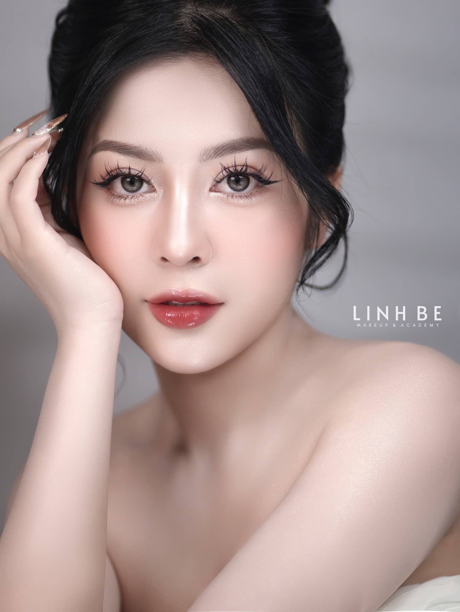 Linh Bé Make Up & Academy