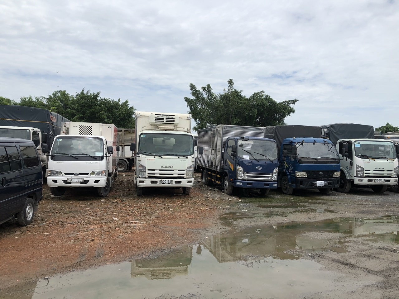Chợ mua bán xe tải cũ ở Hà Nội  XE TẢI HYUNDAI