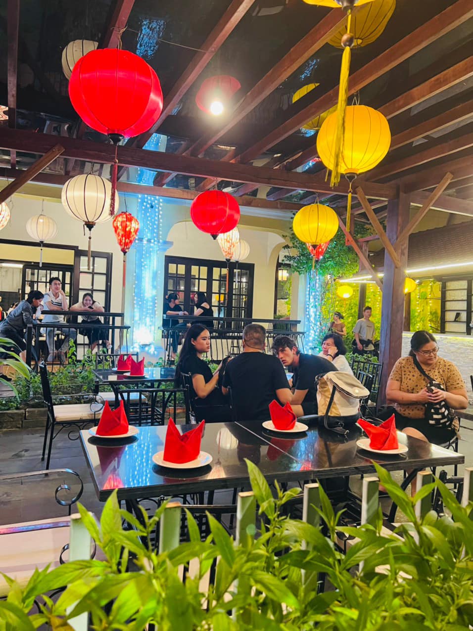 nhà hàng ở Hội An