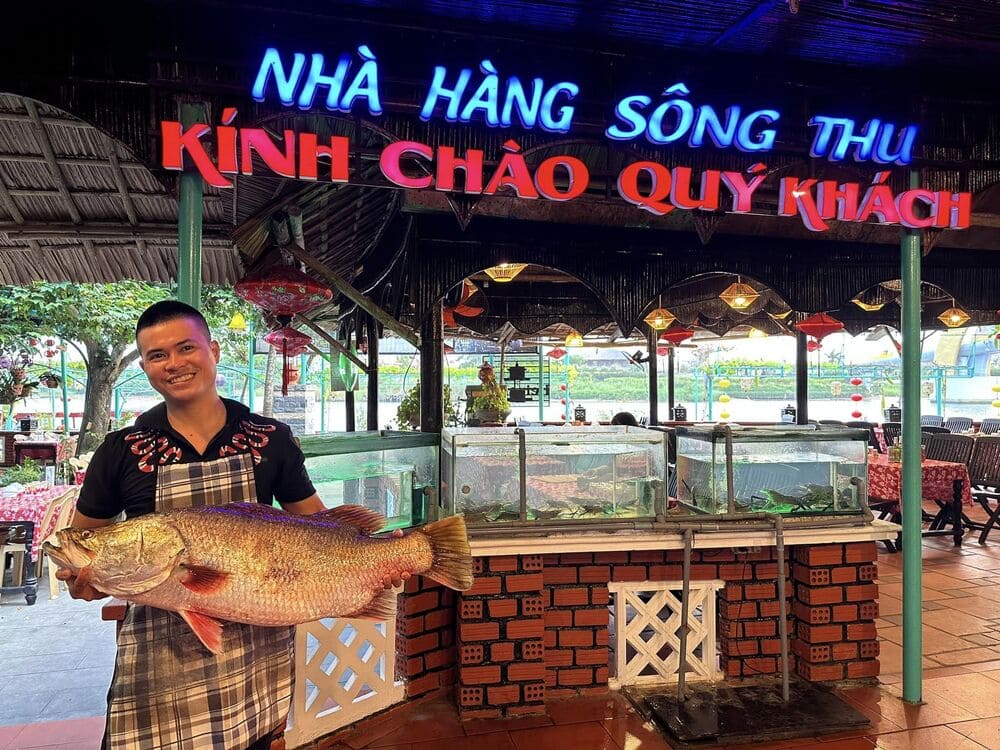 Nhà hàng Sông Thu