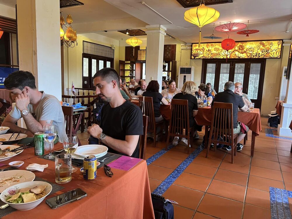 Nhà Hàng Hội An Cafe