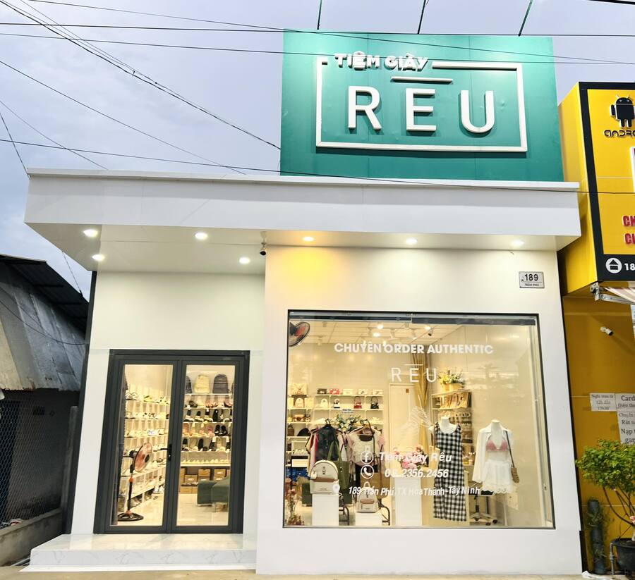 shop giày sneaker Tây Ninh