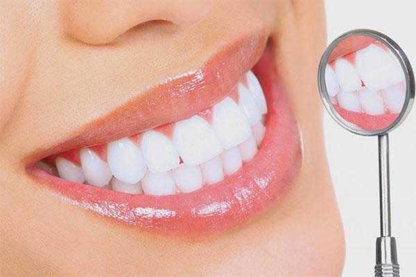 trồng răng implant Nha Trang