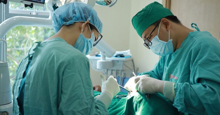 Trồng Răng Implant Nha Trang