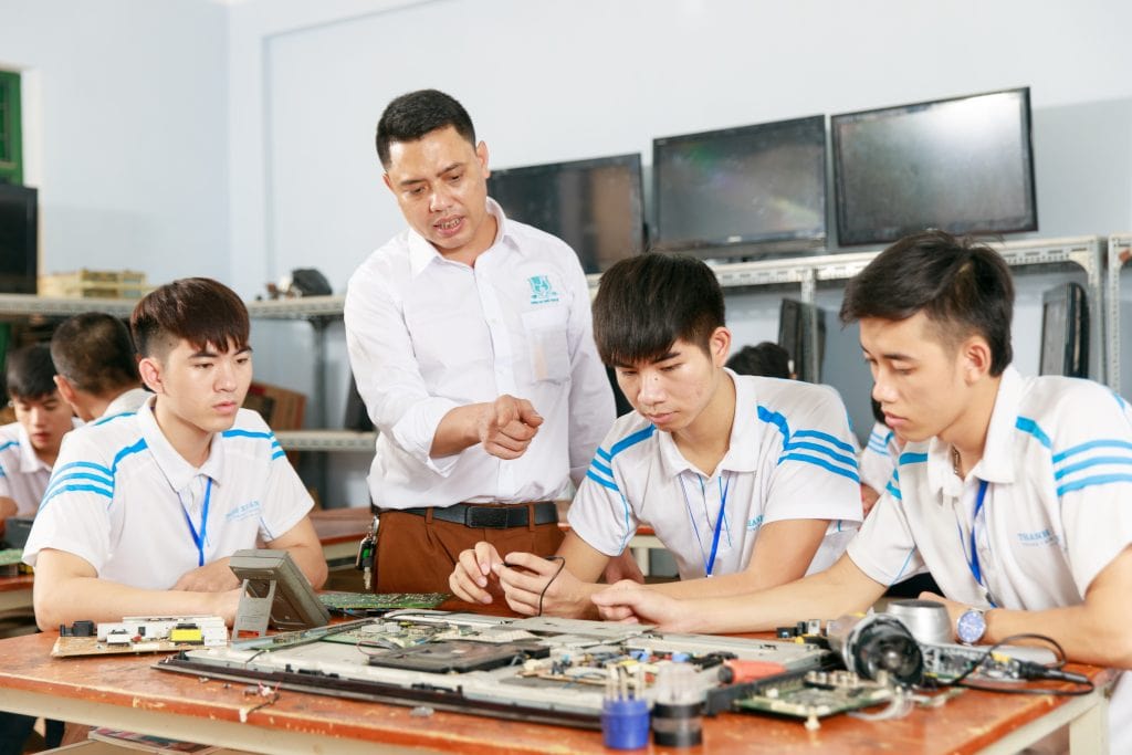 Trường Cao Đẳng Than – Khoáng Sản Việt Nam 