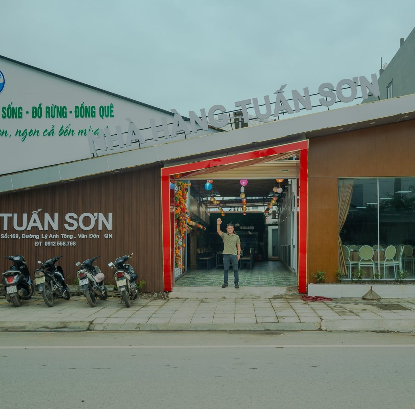 nhà hàng hải sản Quảng Ninh