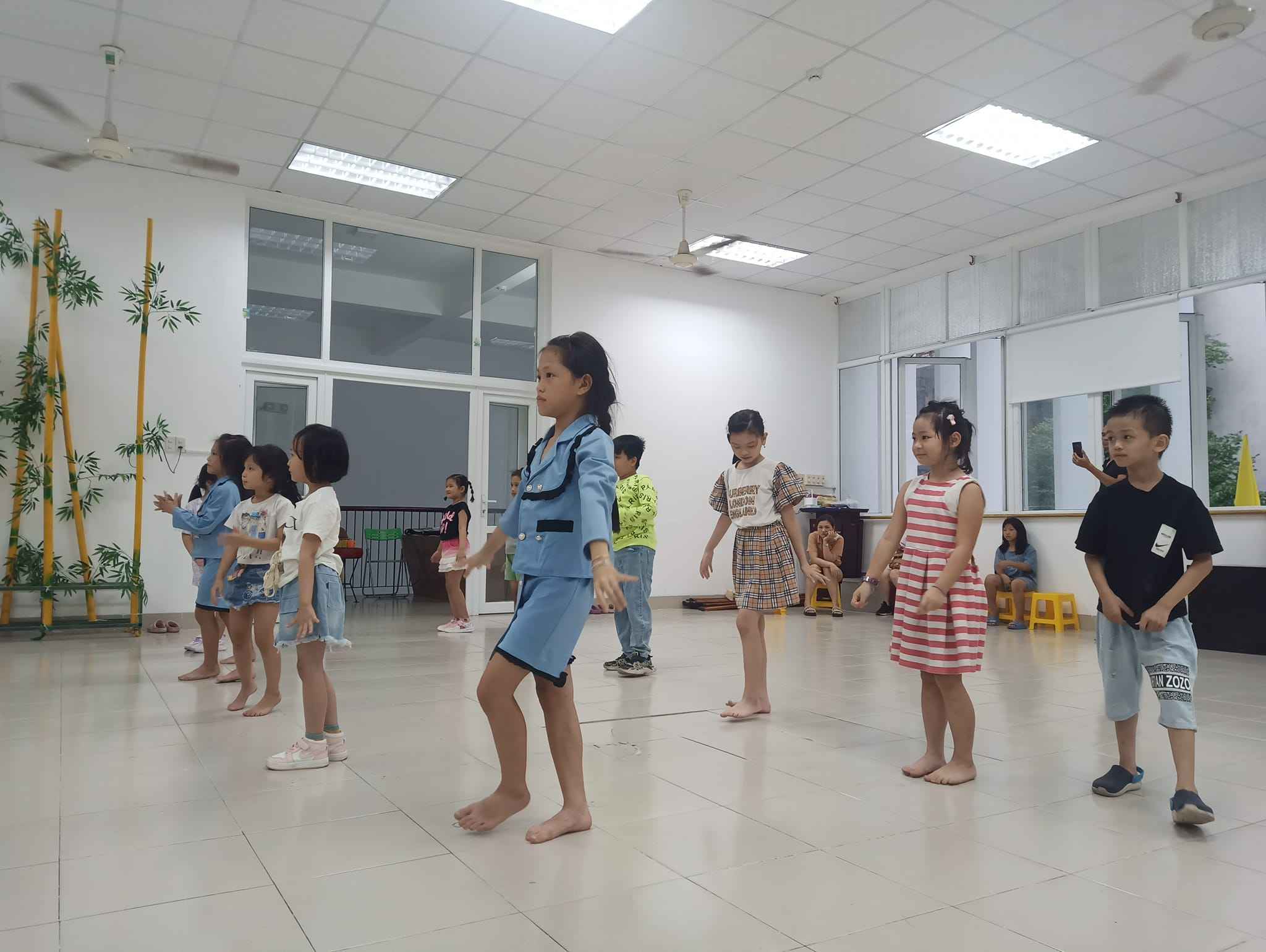 lớp học múa Huế