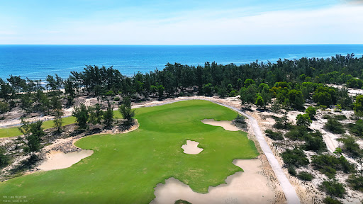 sân golf ở huế