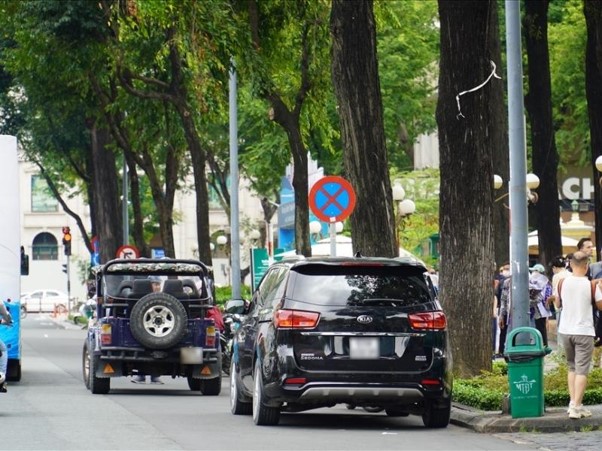 Xe dừng, đỗ tại khu vực bị cấm có thể bị từ chối bồi thường